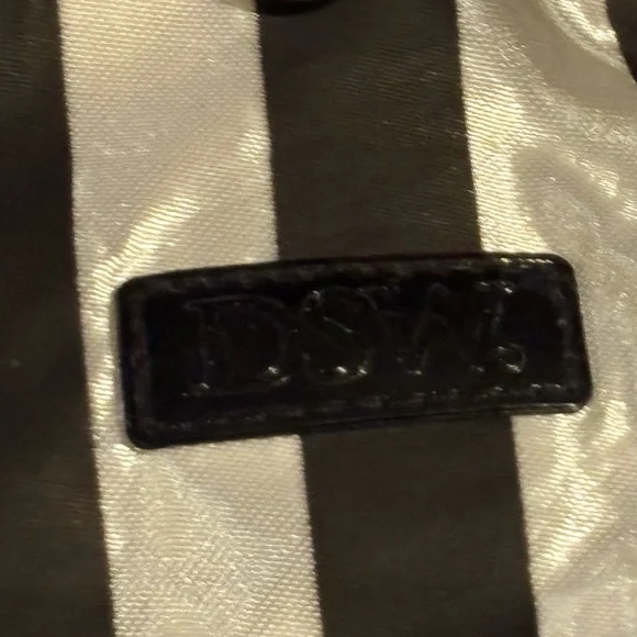 Reversible y2k DSW Women's Shoulder Bag - Picture 7 of 7